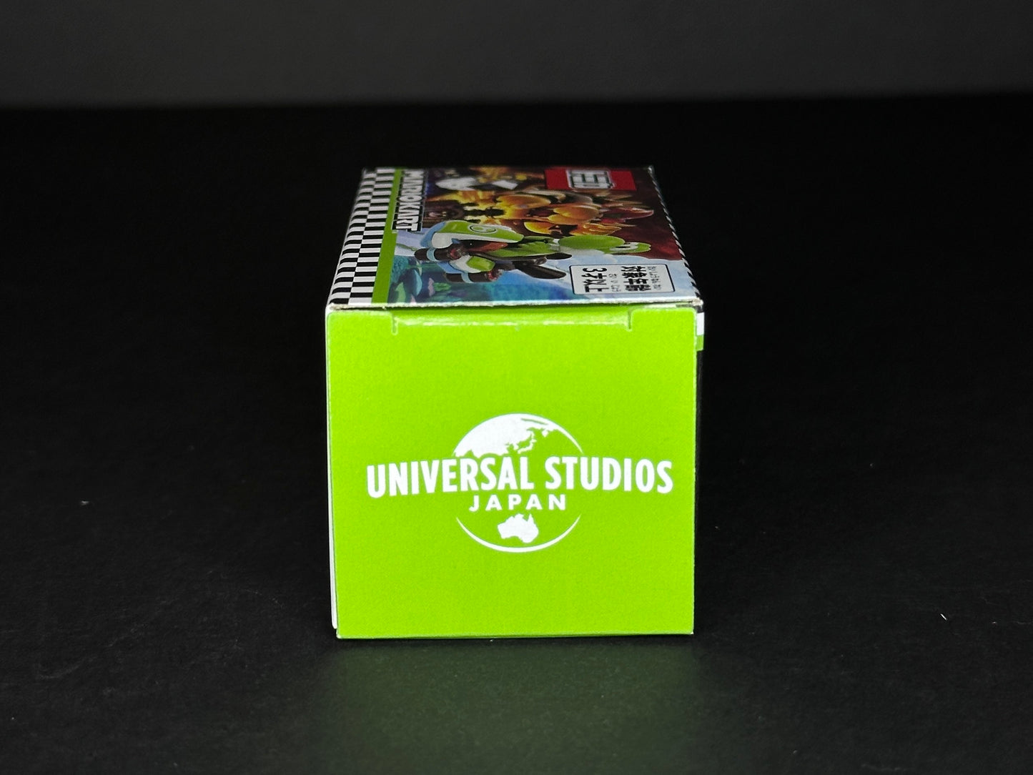 Tomica Mario Kart - Yoshi (Universal Studios Japan Exclusive)